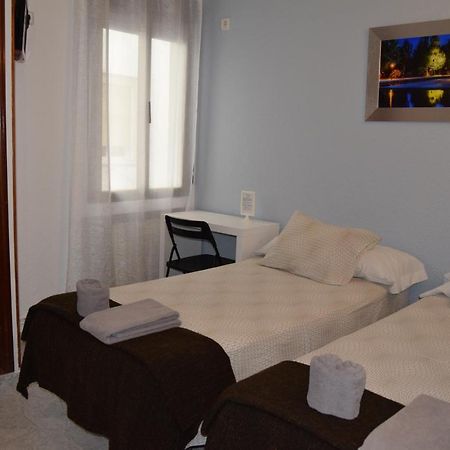 Hostal Rofer Madrid Dış mekan fotoğraf